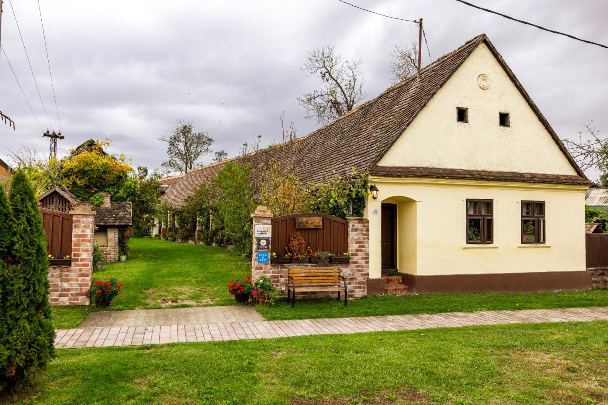 Bed and Breakfast Snasini Kucari Gradiste Exterior foto